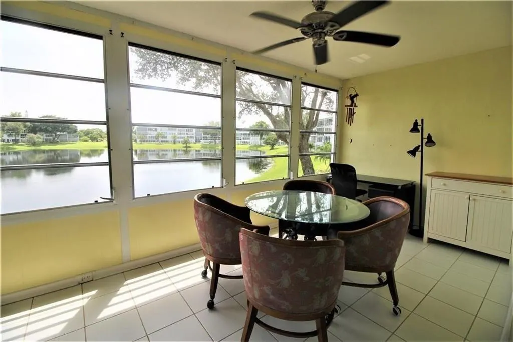 2116 Cambridge E, #2116