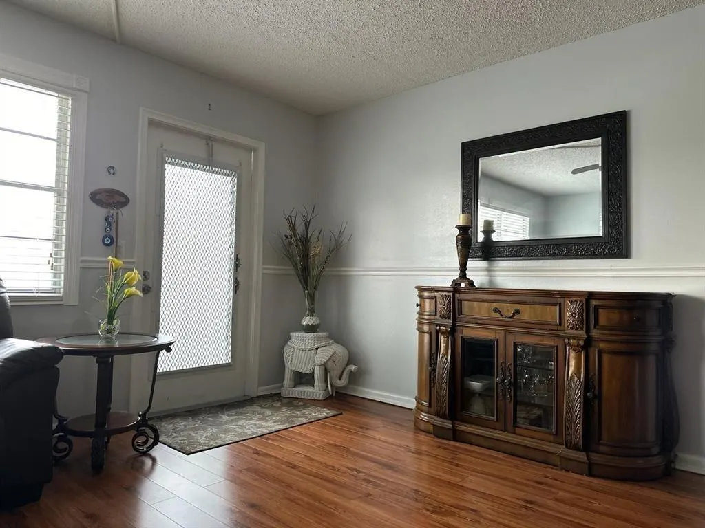 2116 Cambridge E, #2116