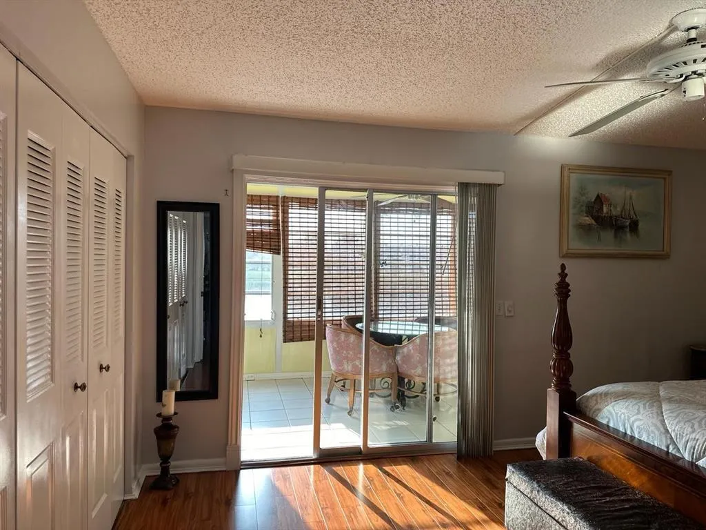 2116 Cambridge E, #2116