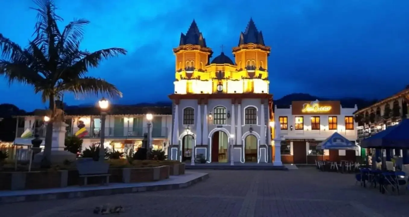 Via Santuario, Guamito El Peñol, Medellin