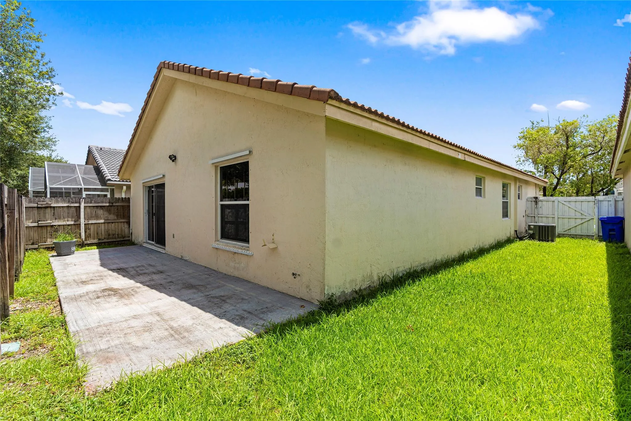 674 NW 183rd Way