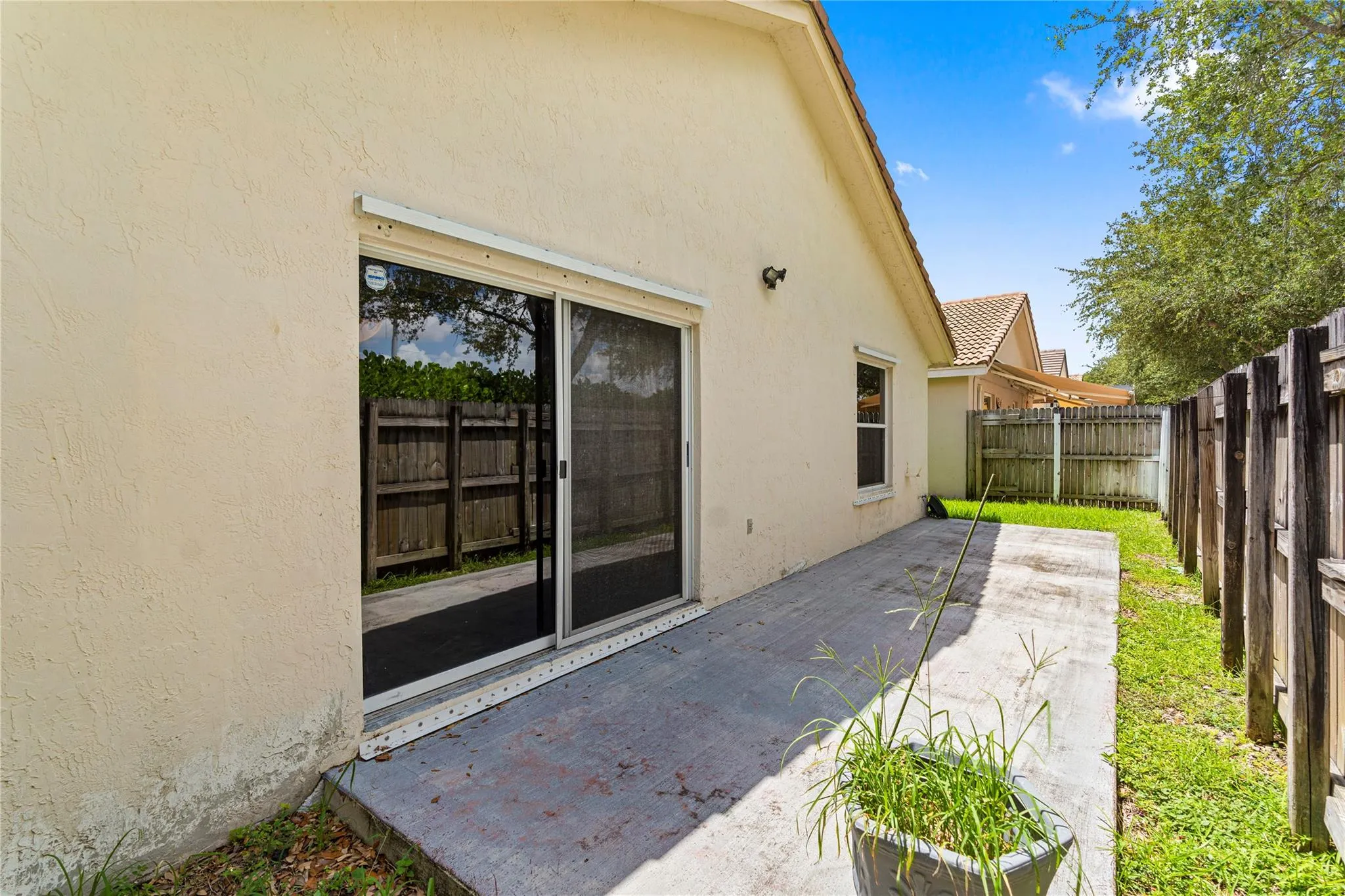 674 NW 183rd Way