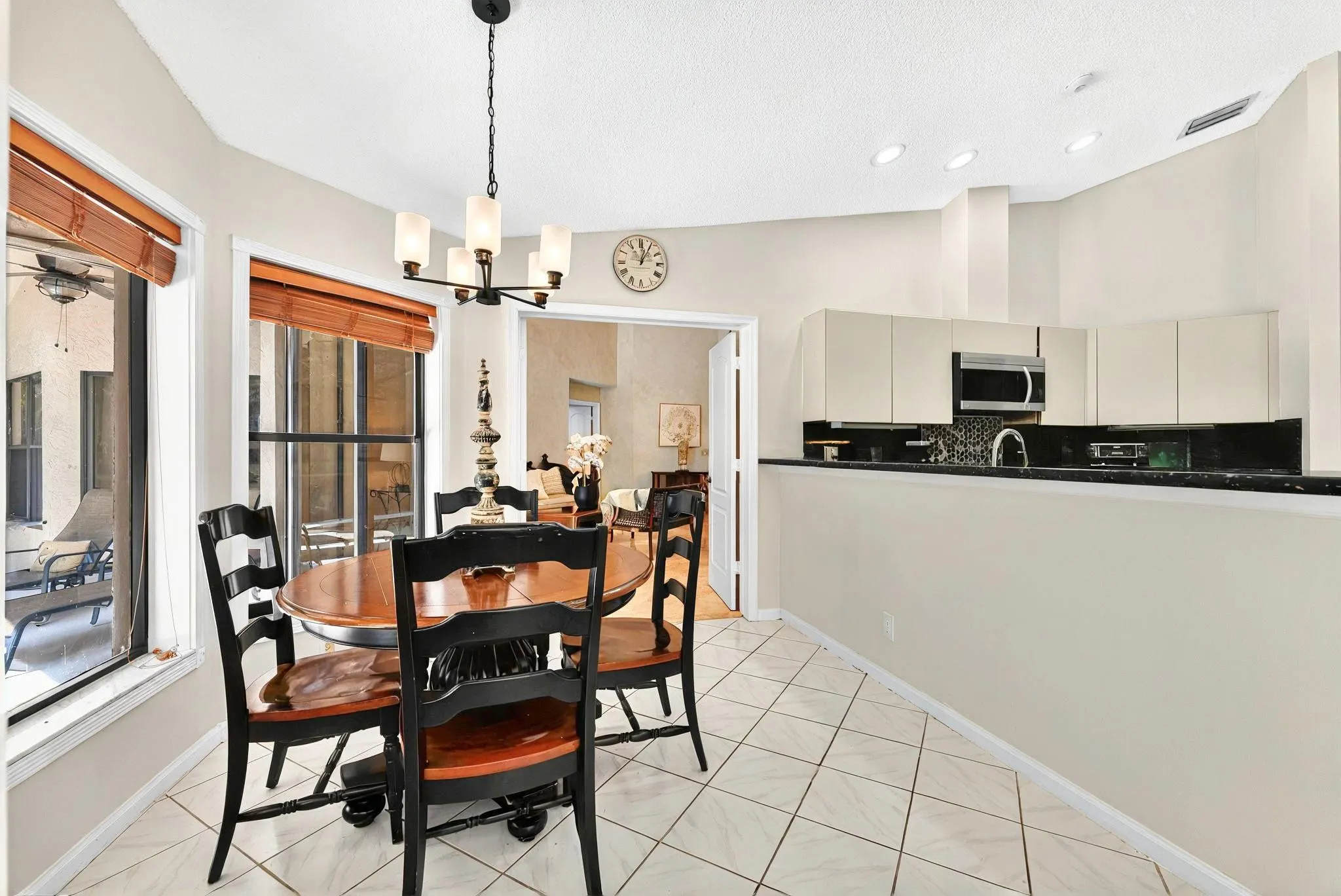 1106 Waterbrook Ln