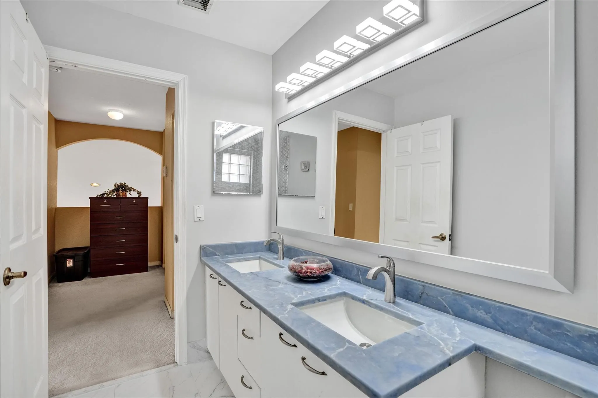 1581 NW 159th Ave