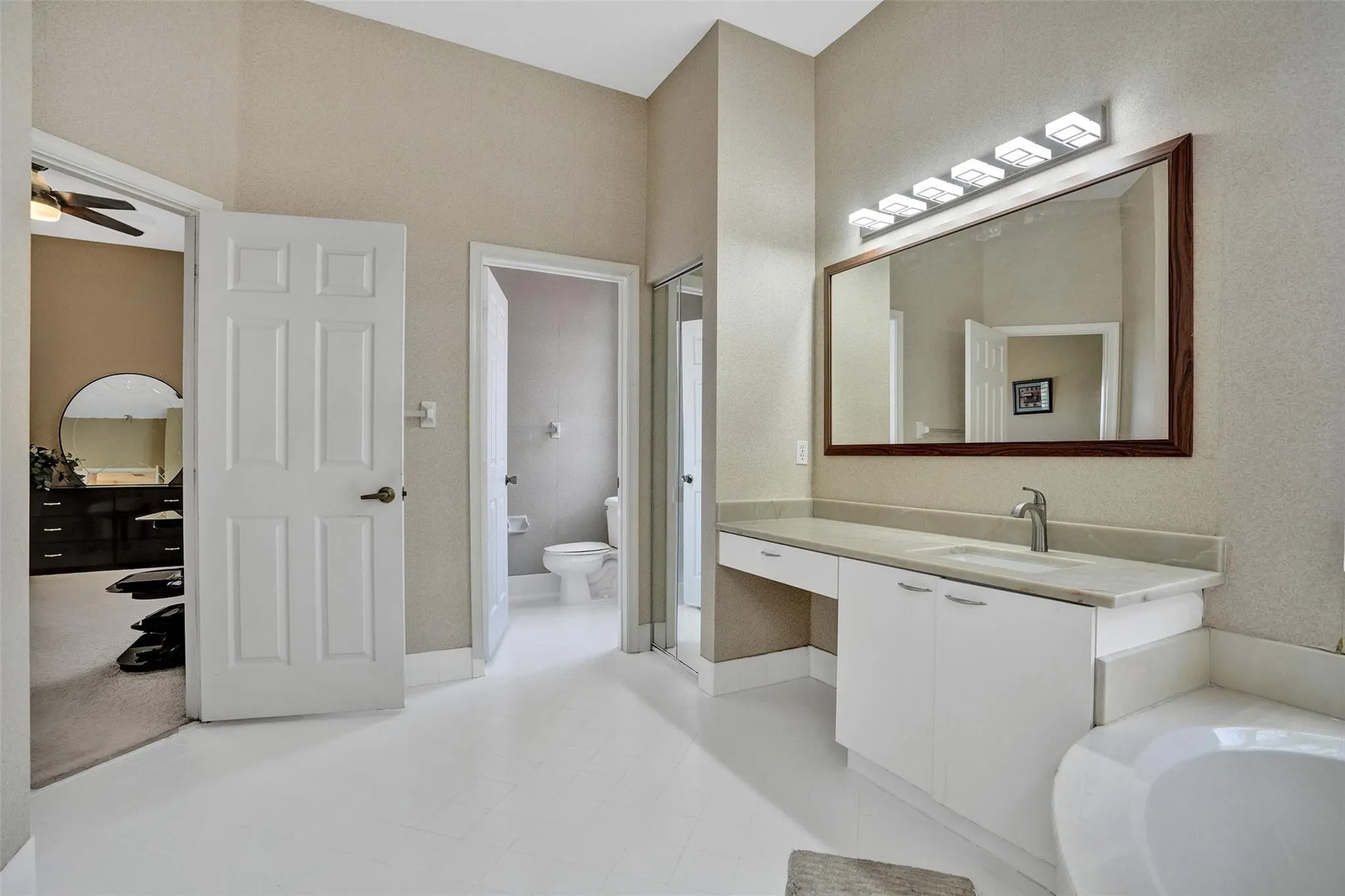 1581 NW 159th Ave