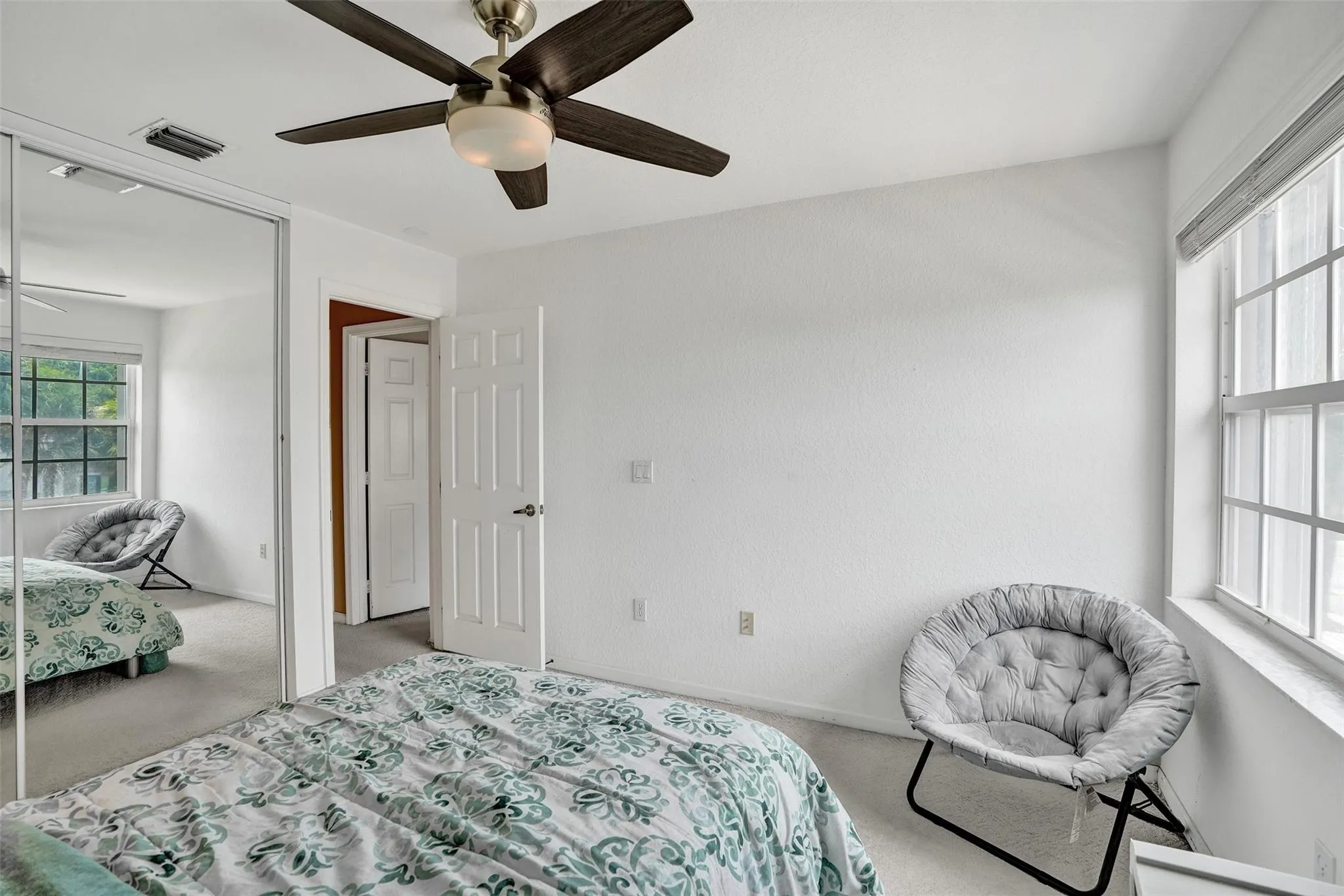 1581 NW 159th Ave