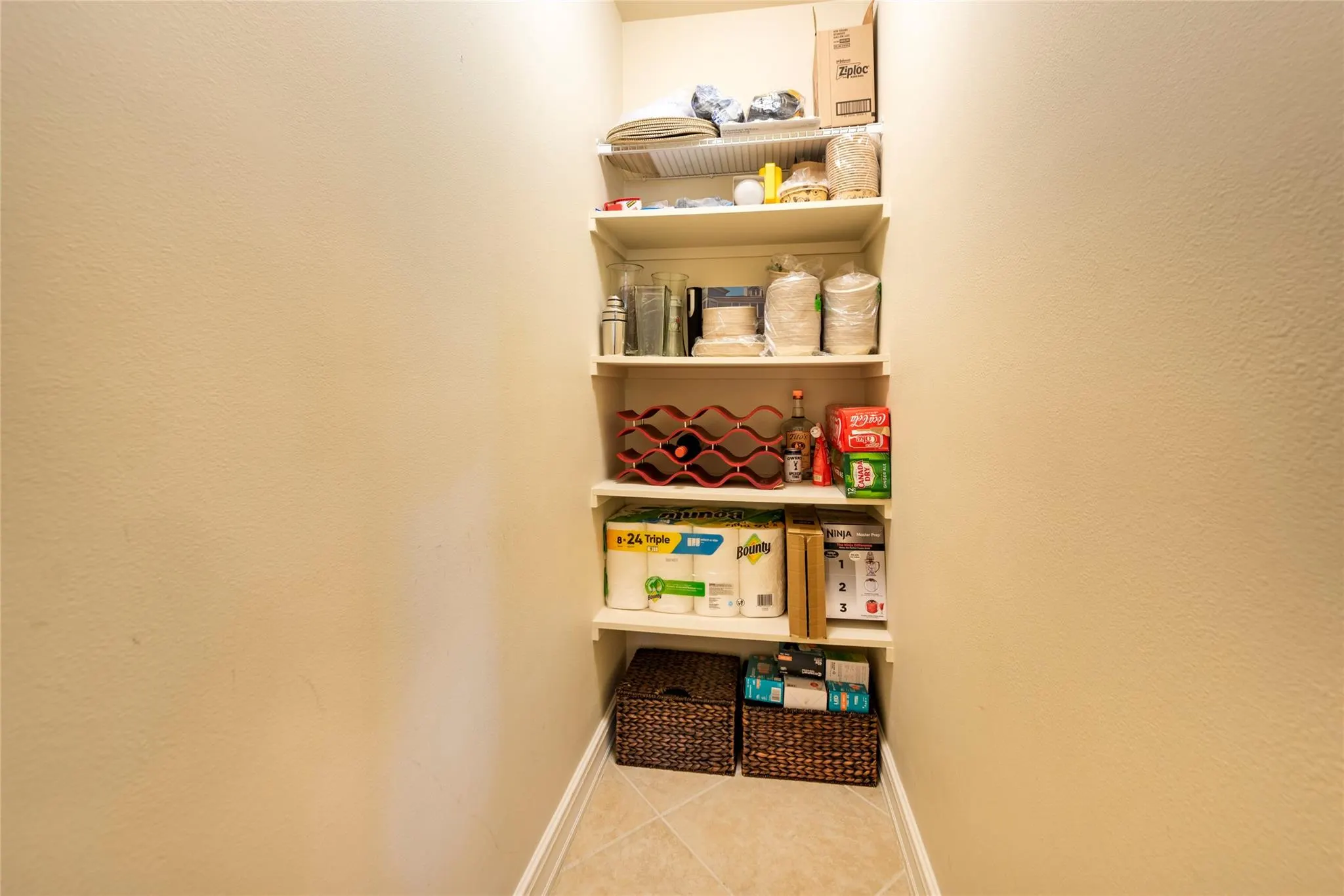 16135 Emerald Estates Dr, #272
