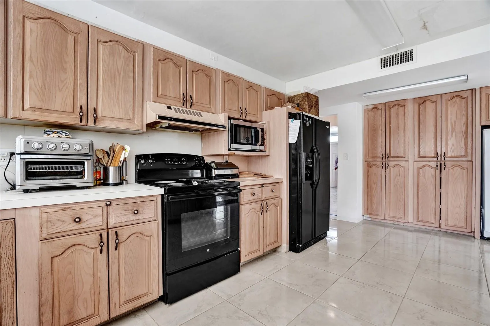 6 Tahoe Ln