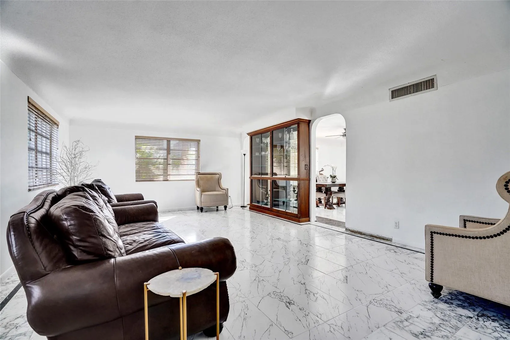 6 Tahoe Ln