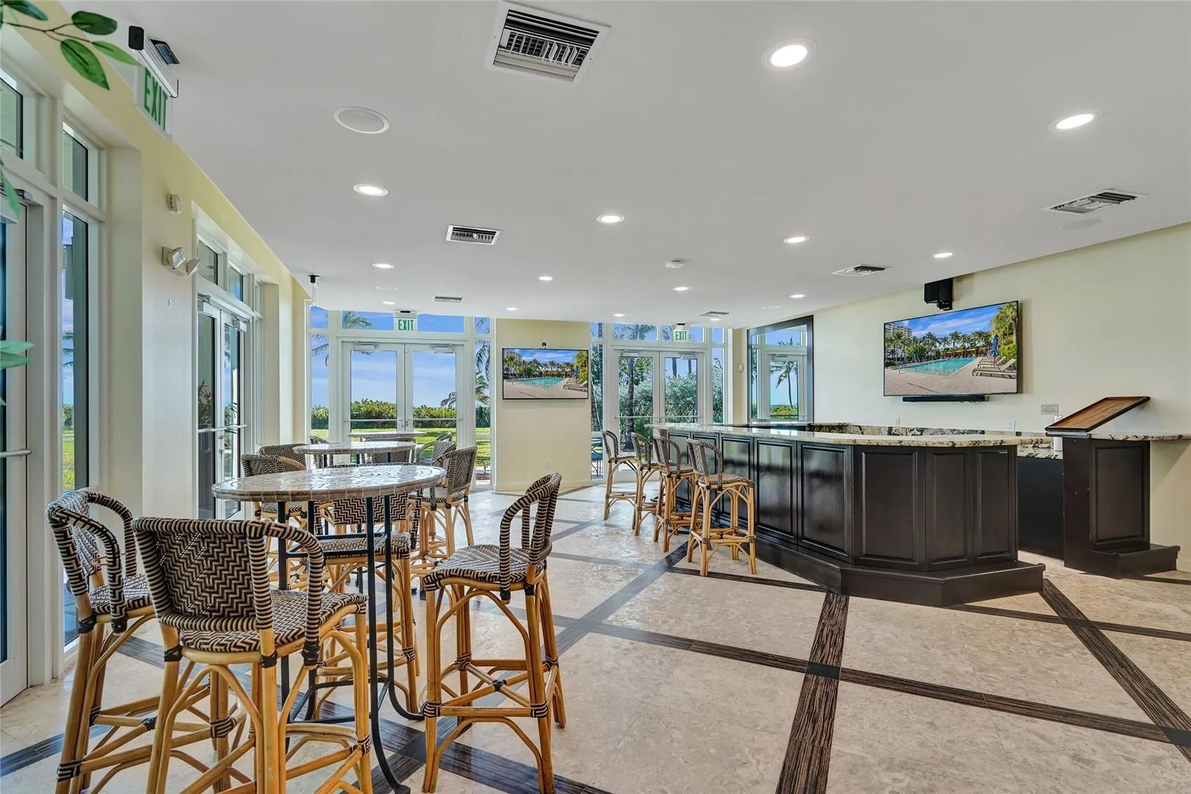 6 Tahoe Ln
