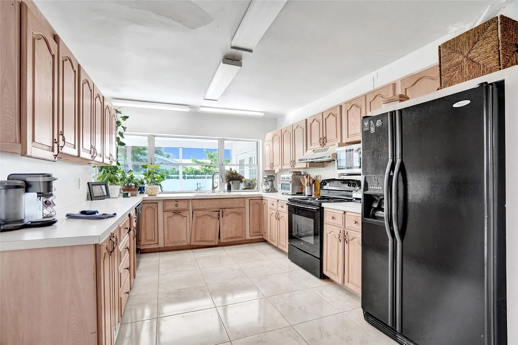 6 Tahoe Ln