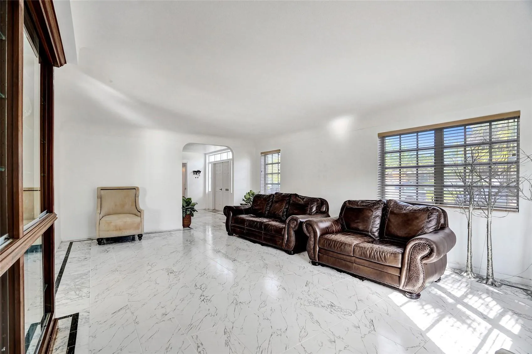 6 Tahoe Ln
