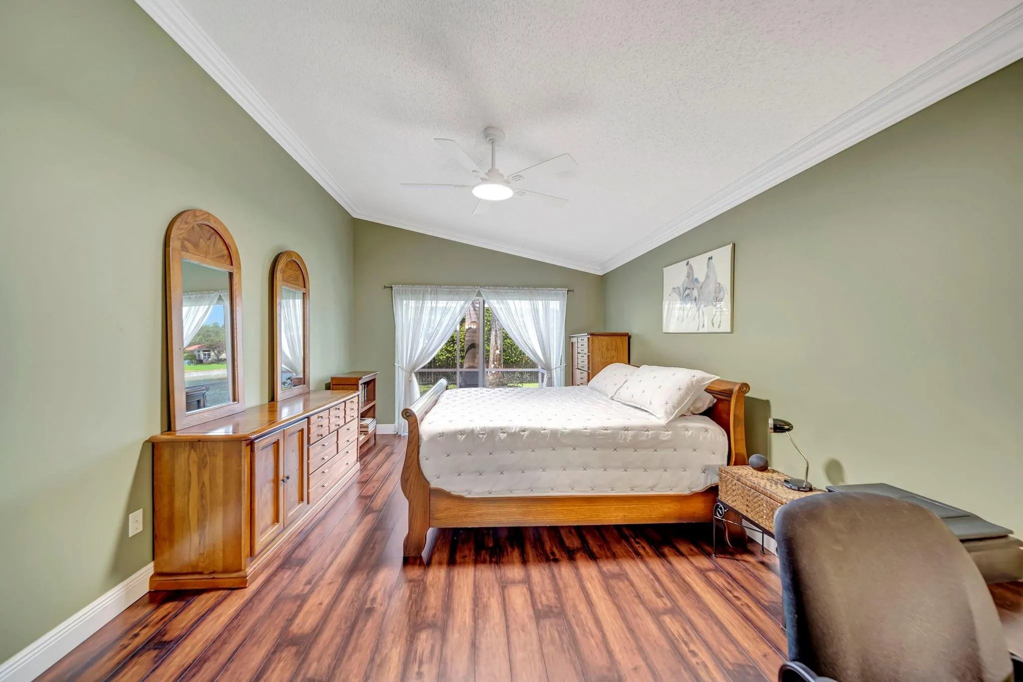 5942 NW 77th Drive
