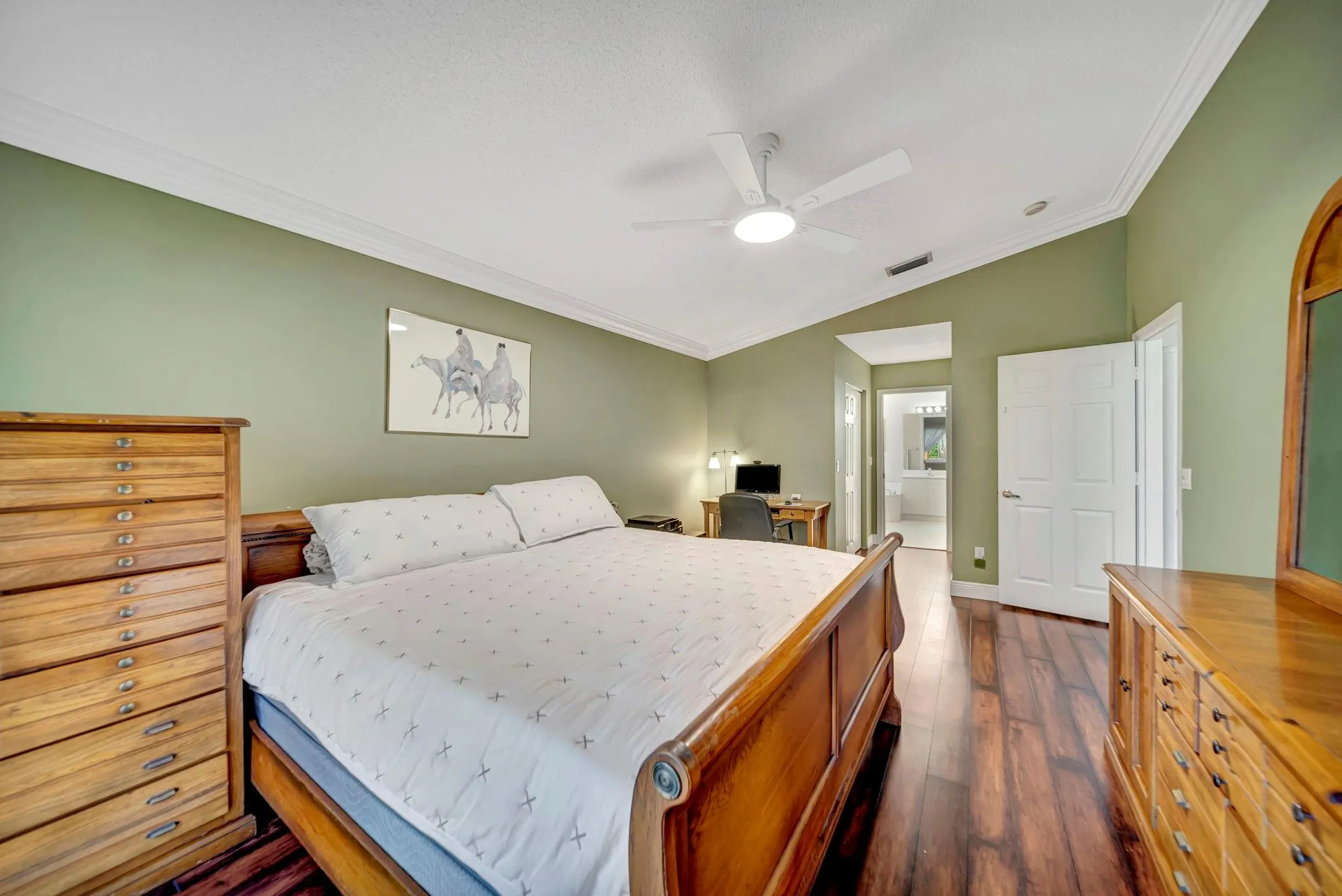 5942 NW 77th Drive