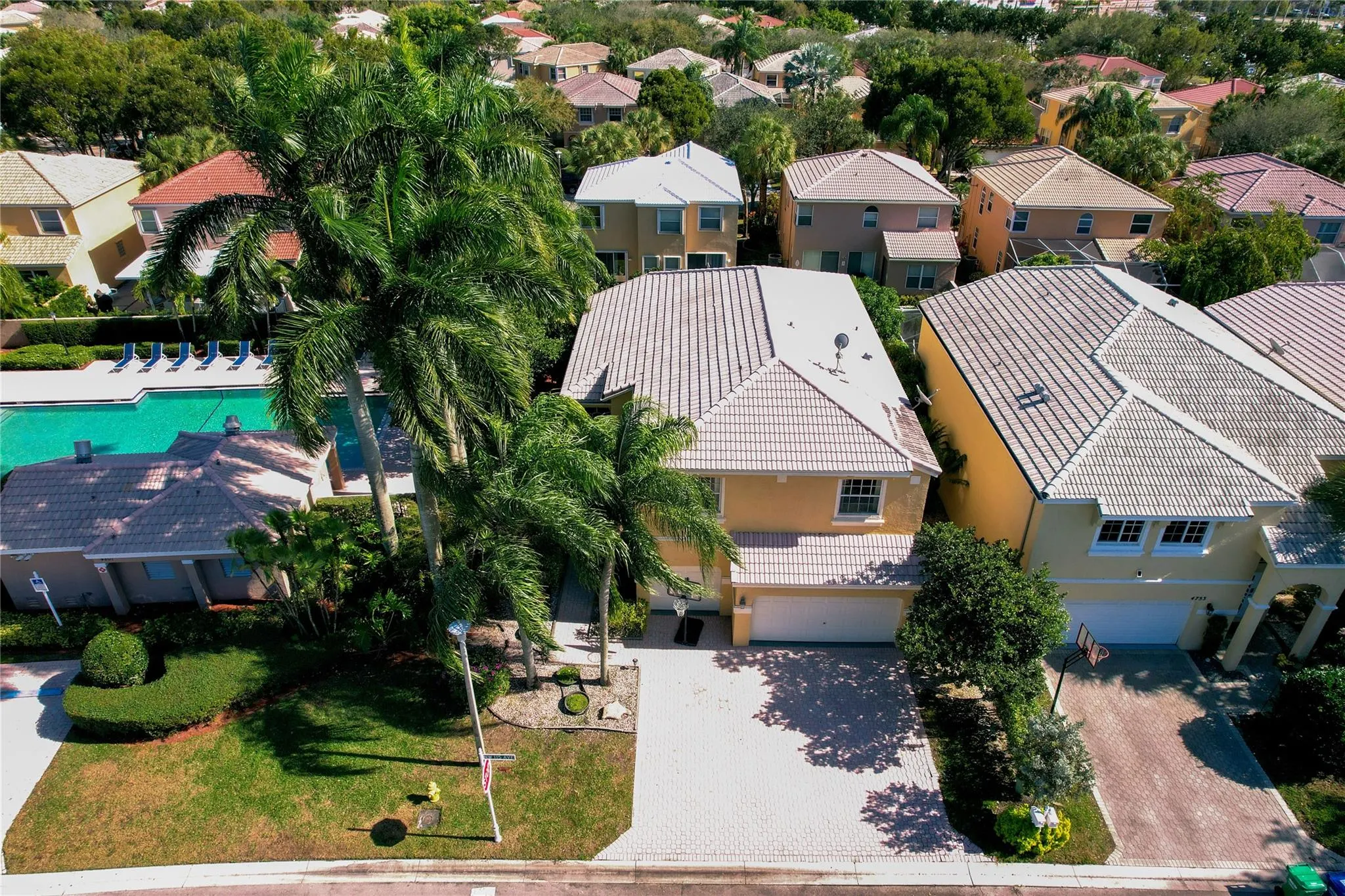 4761 NW 115th Ave