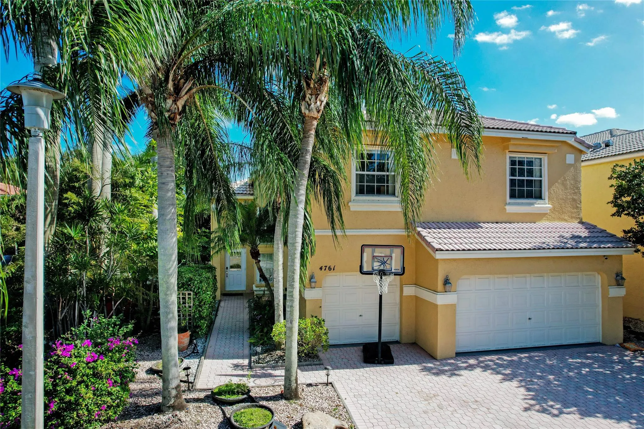 4761 NW 115th Ave