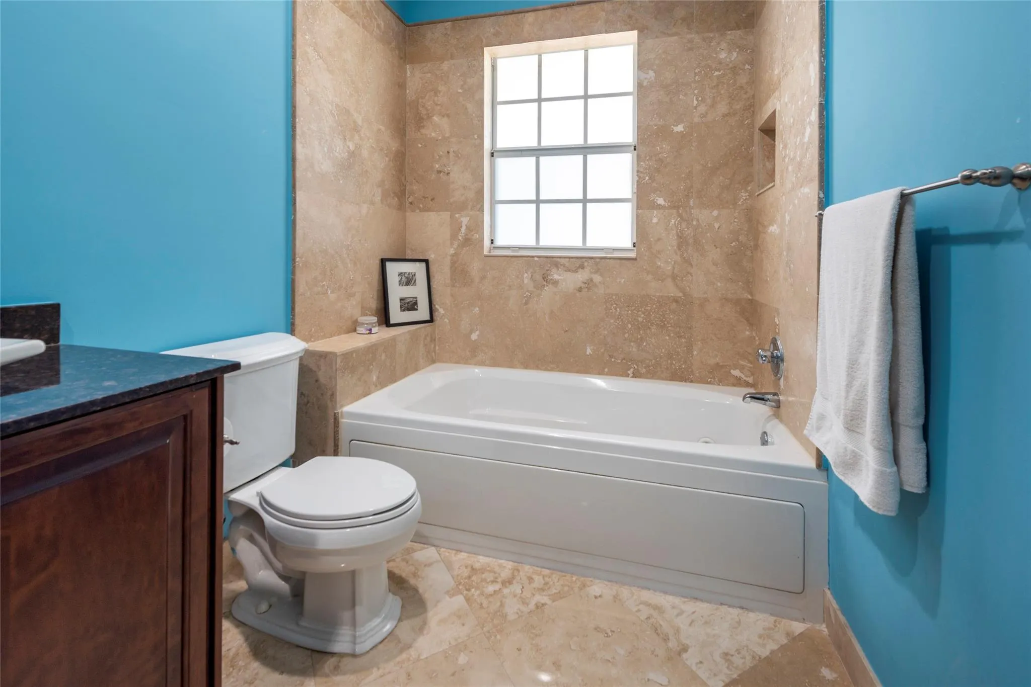 1400 NE 24 ST., #1400