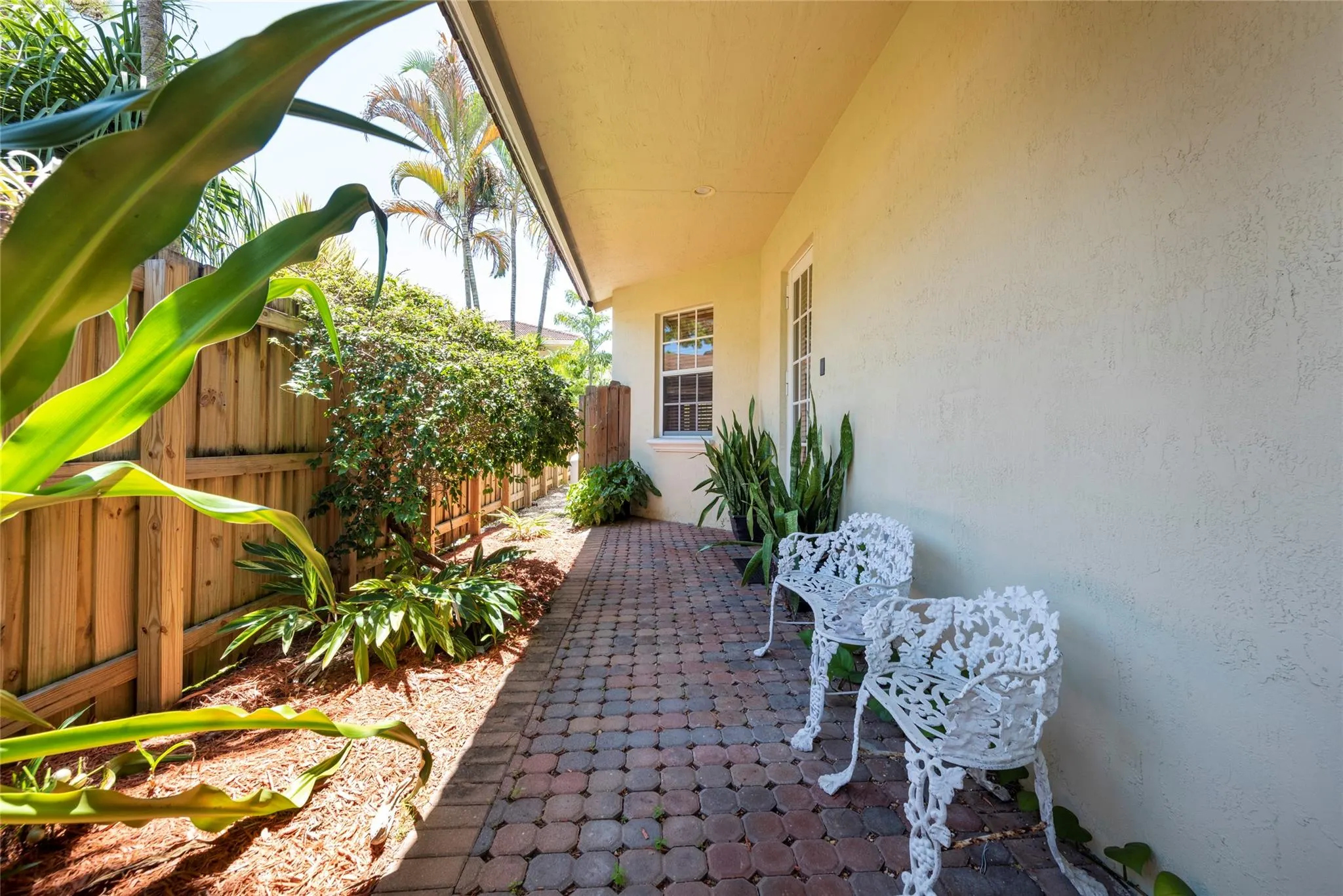 1400 NE 24 ST., #1400