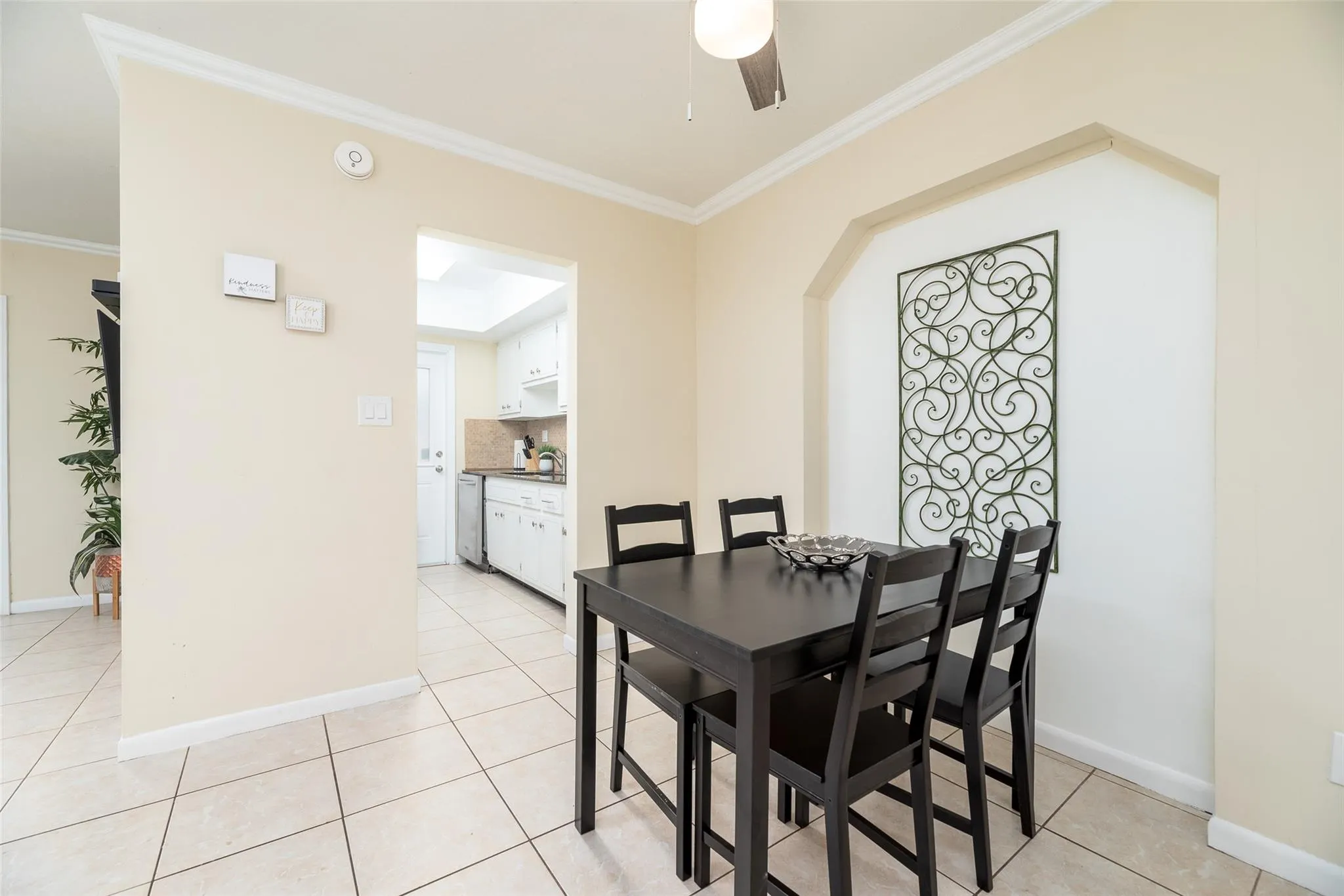 820 NE 21st Drive