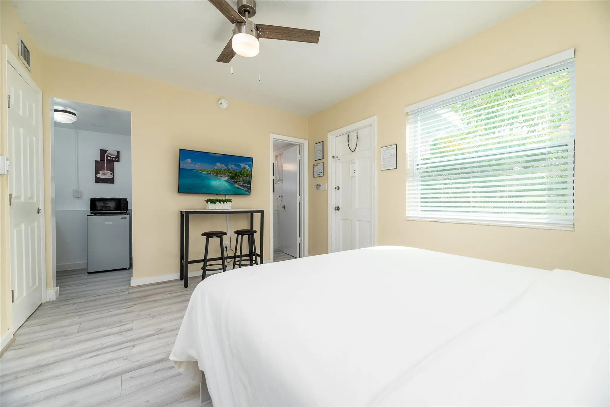 820 NE 21st Drive
