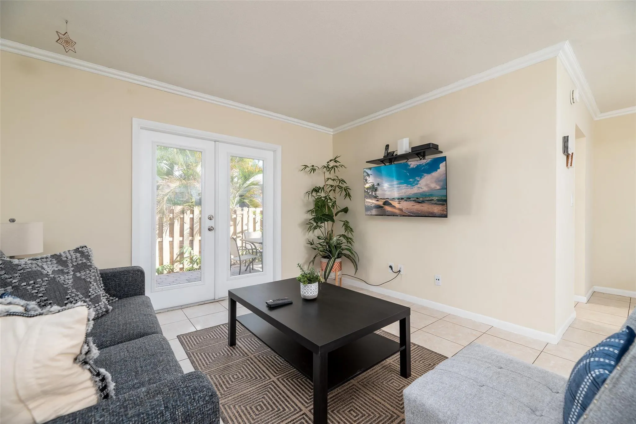820 NE 21st Drive