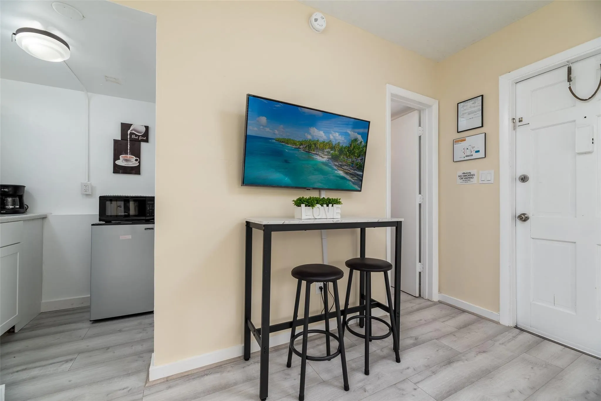 820 NE 21st Drive