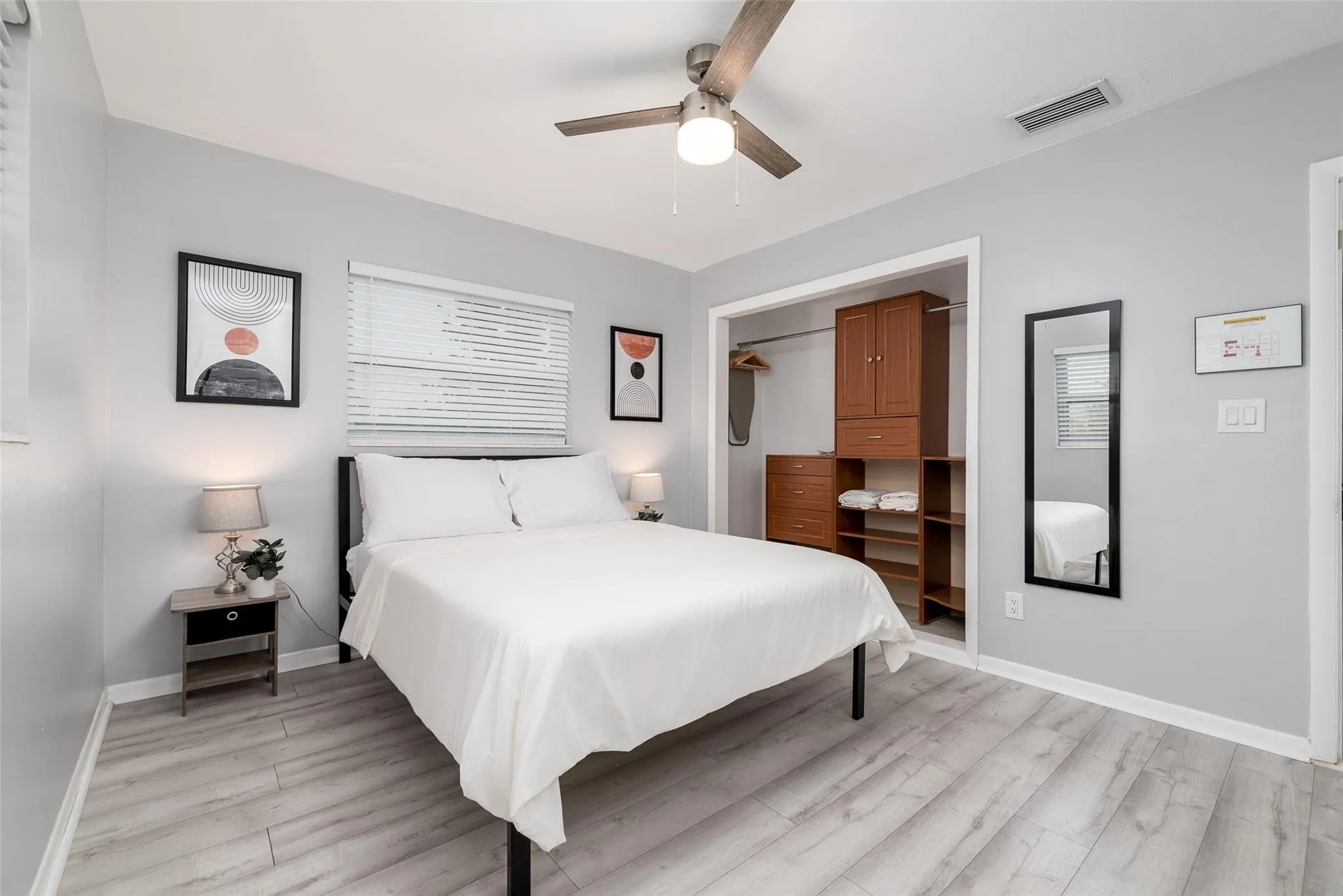 820 NE 21st Drive