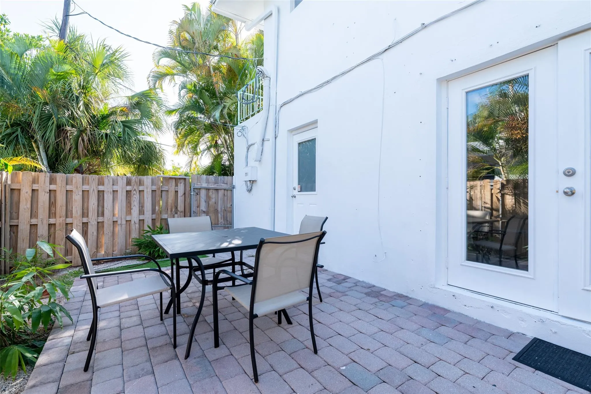 820 NE 21st Drive