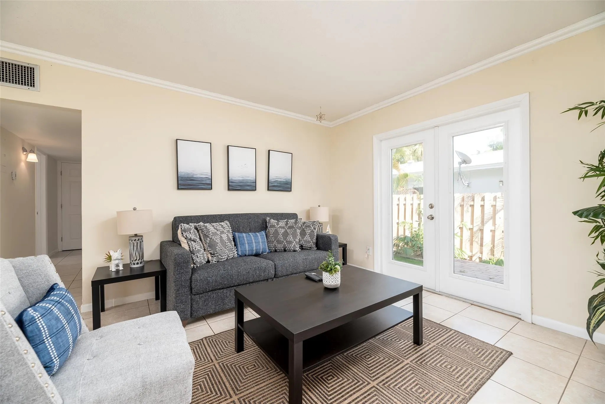 820 NE 21st Drive