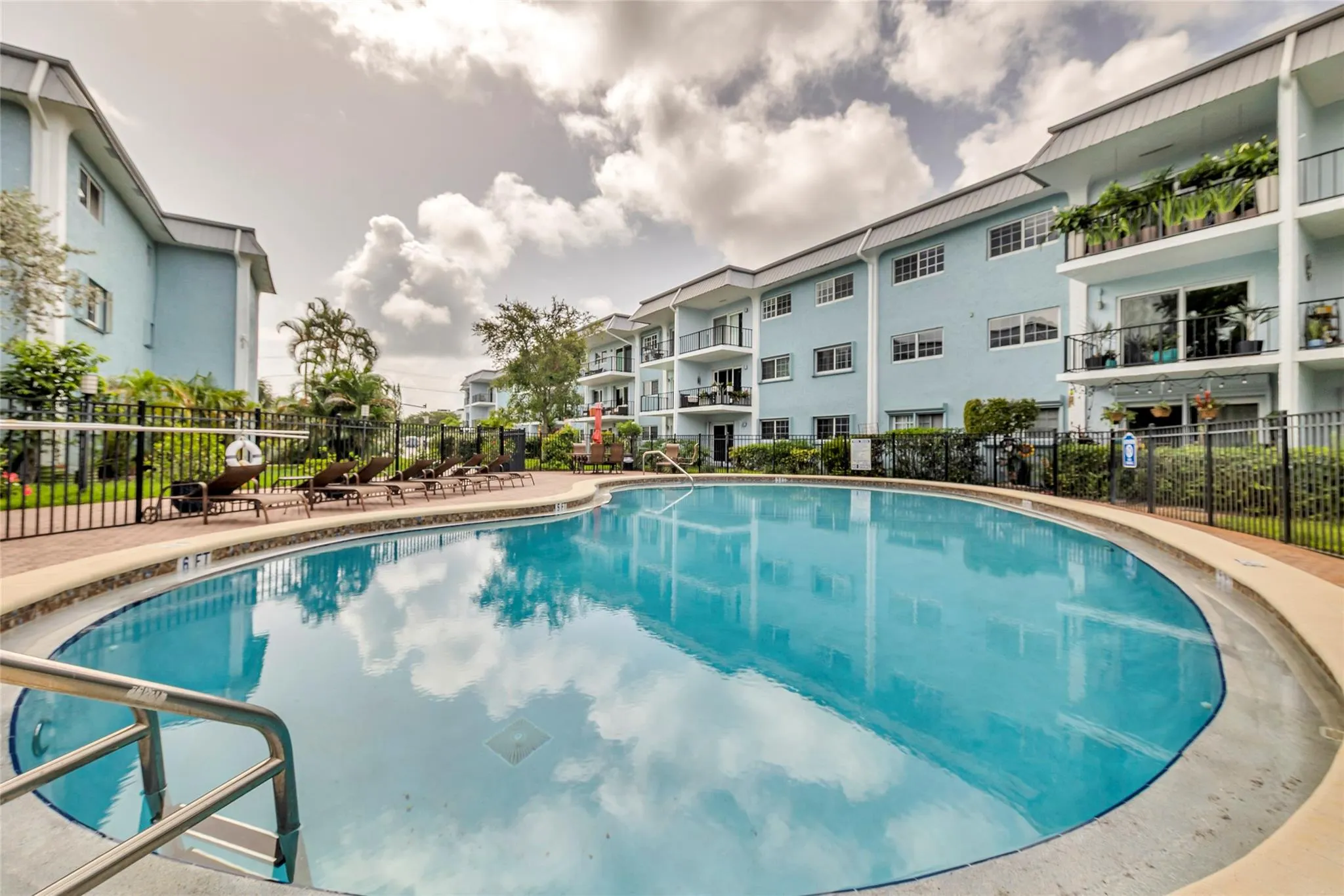 3000 NE 5th Ter, #215A