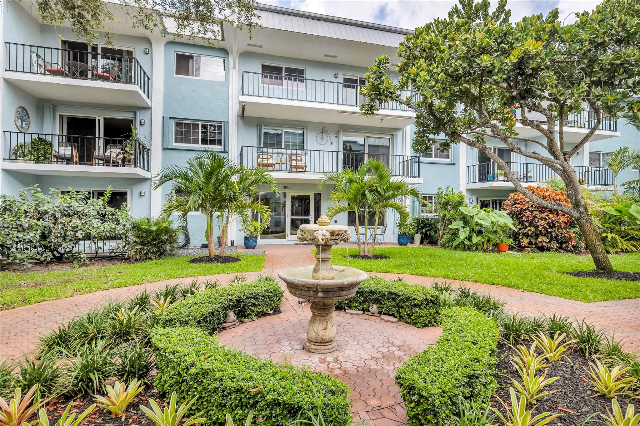 3000 NE 5th Ter, #215A