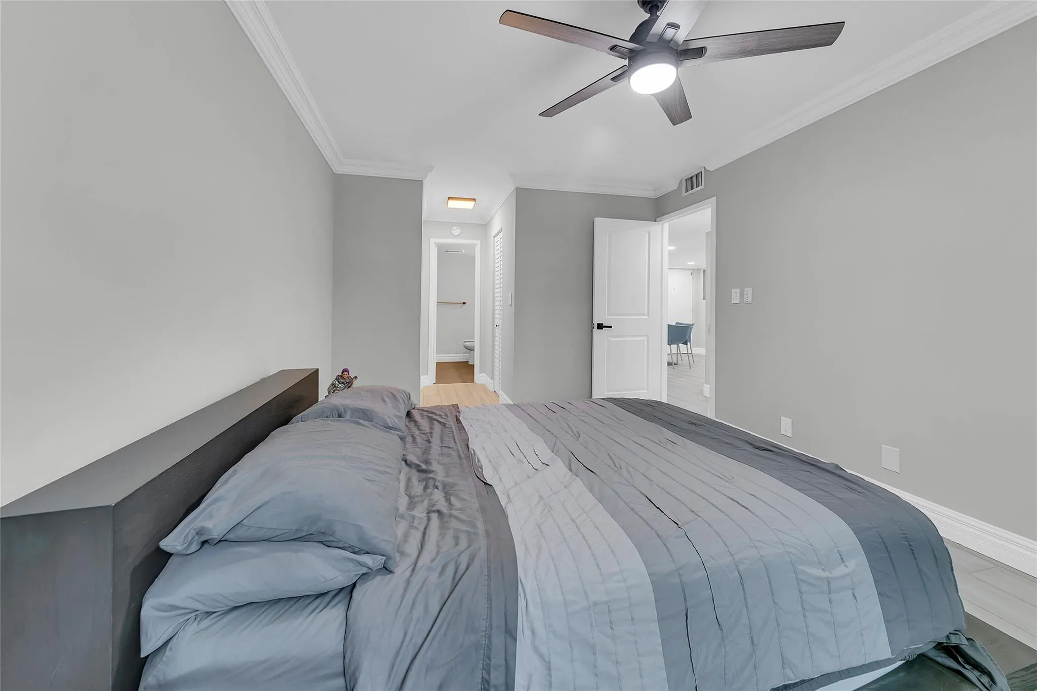 3000 NE 5th Ter, #215A