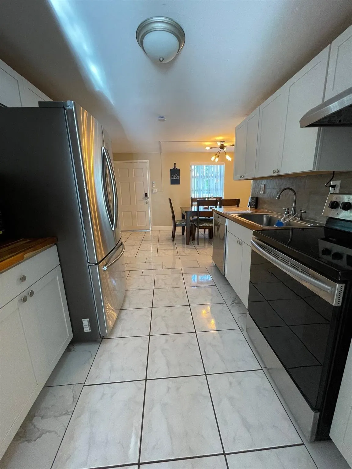 838 Norwood Ave