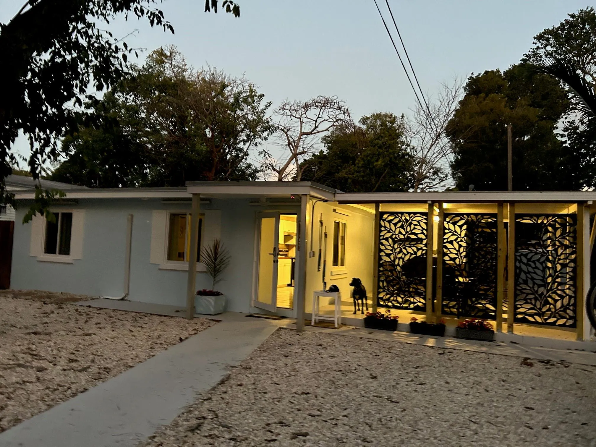 838 Norwood Ave
