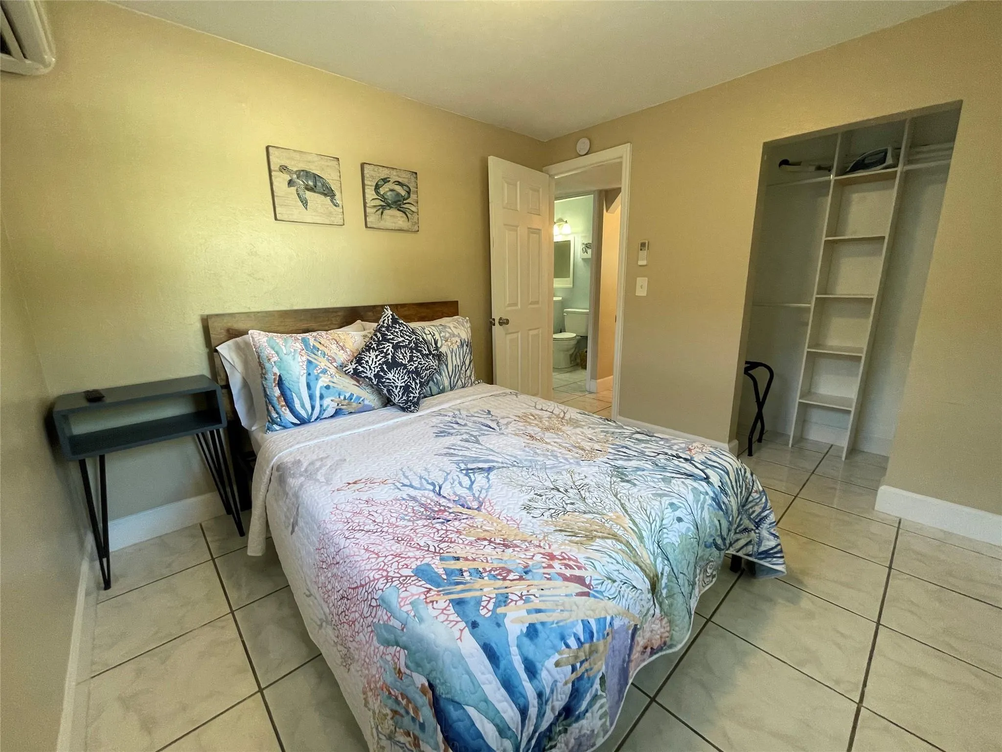 838 Norwood Ave