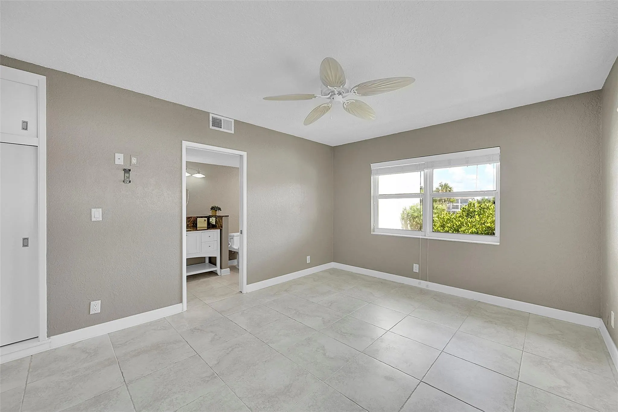 1530 S Ocean Blvd, #12