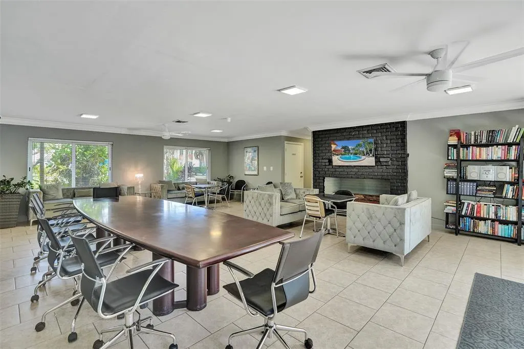 1920 NE 1st Ter, #110H