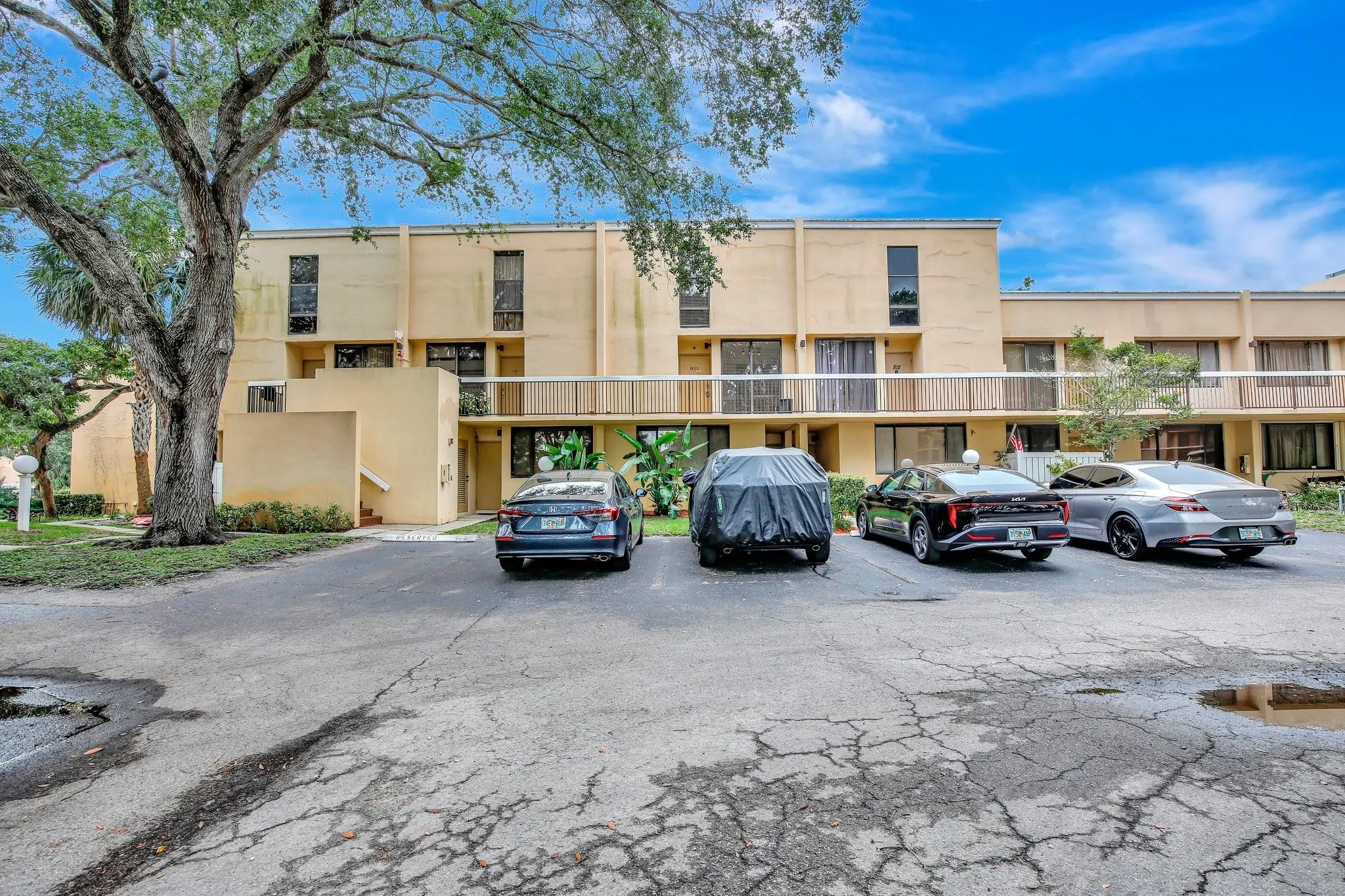 2821 SW 87th Ave, #811