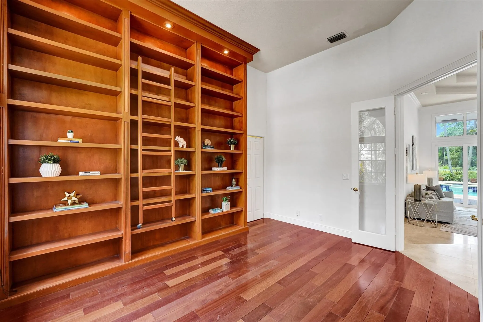 2524 Princeton Ct