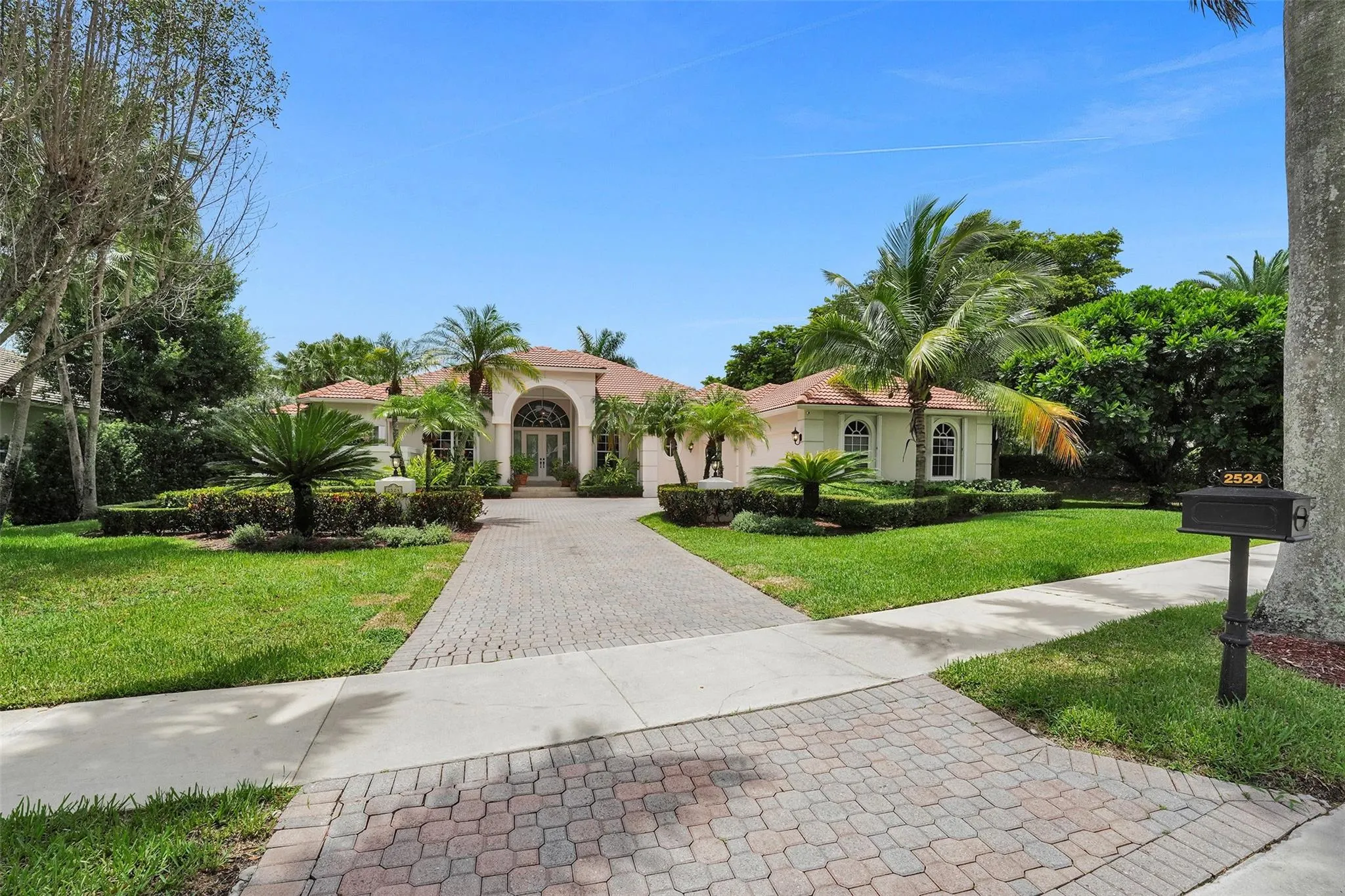 2524 Princeton Ct
