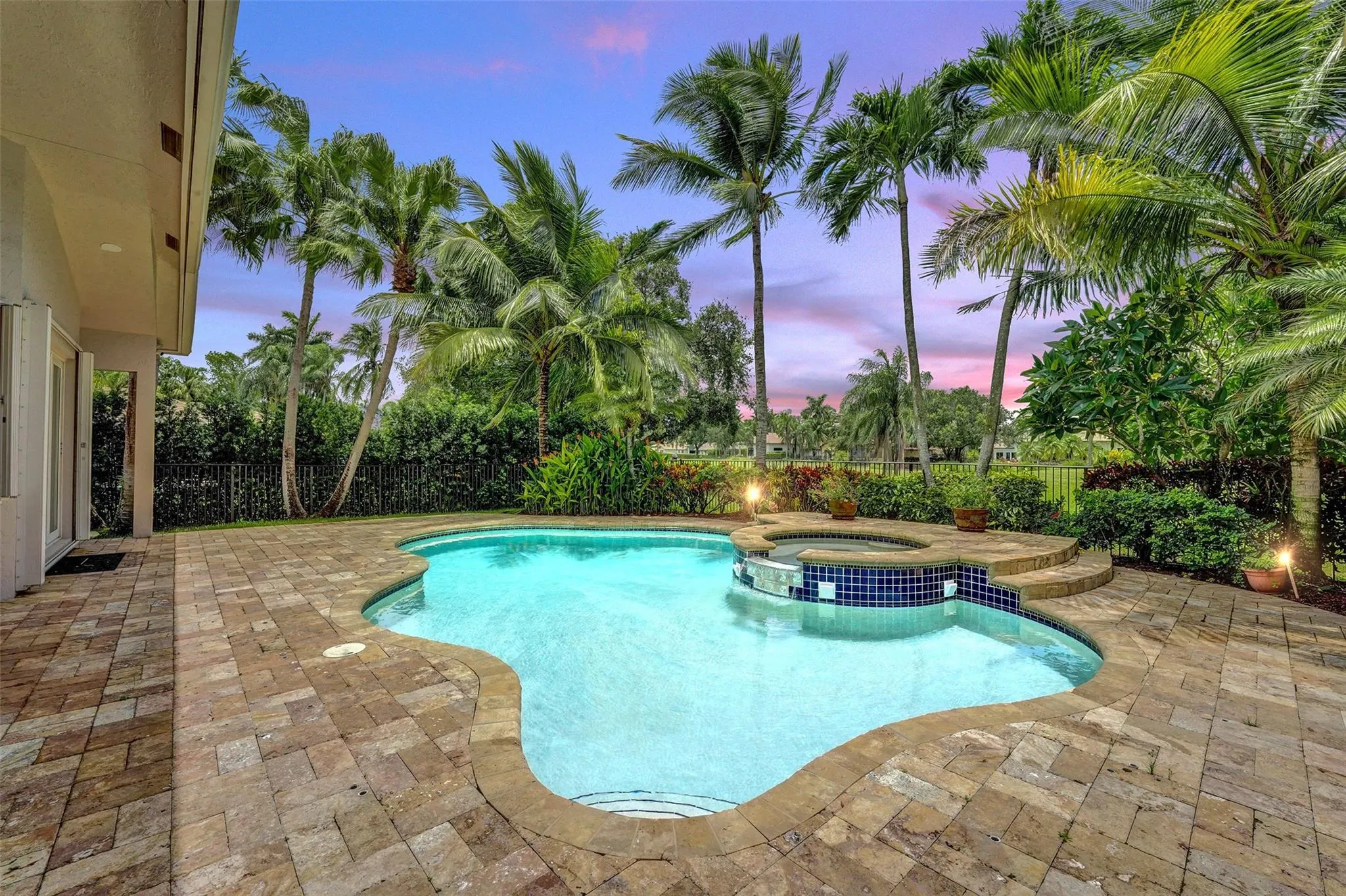 2524 Princeton Ct