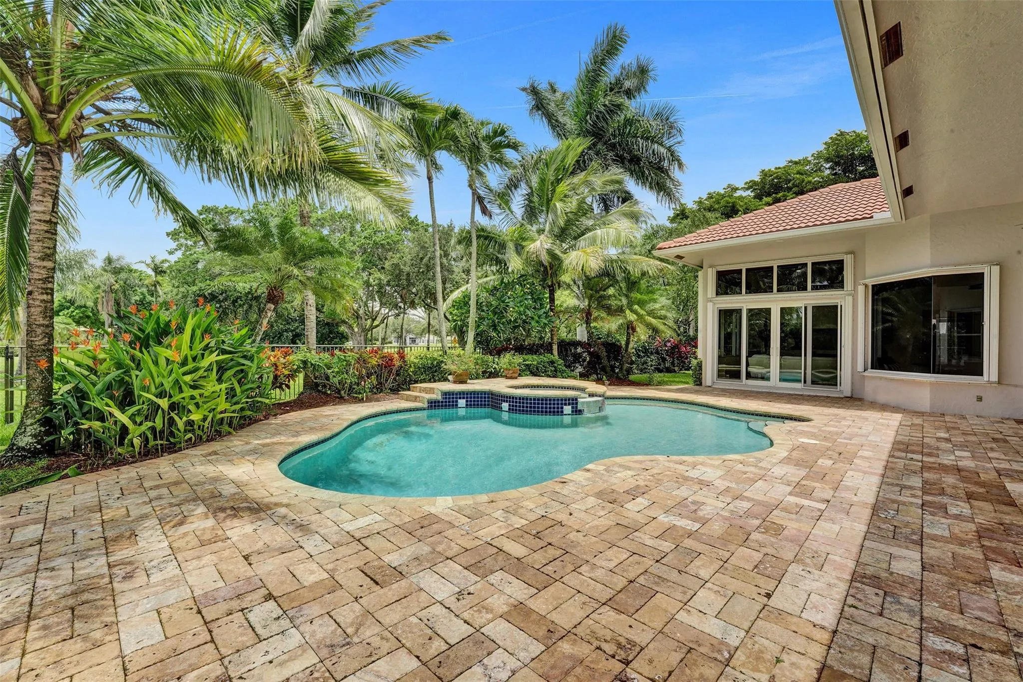 2524 Princeton Ct