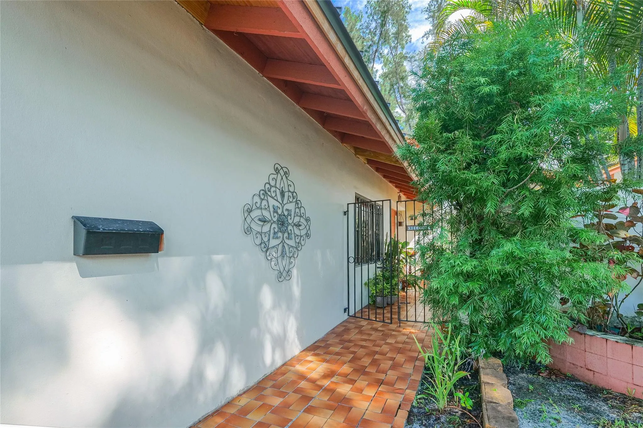 5621 Hammock Ln, #124