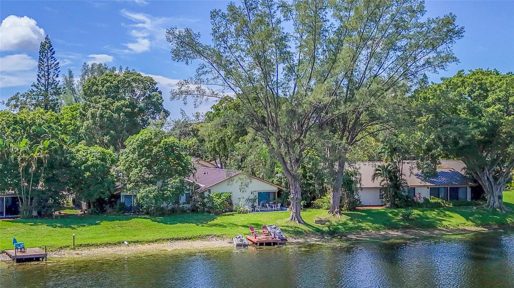 5621 Hammock Ln, #124