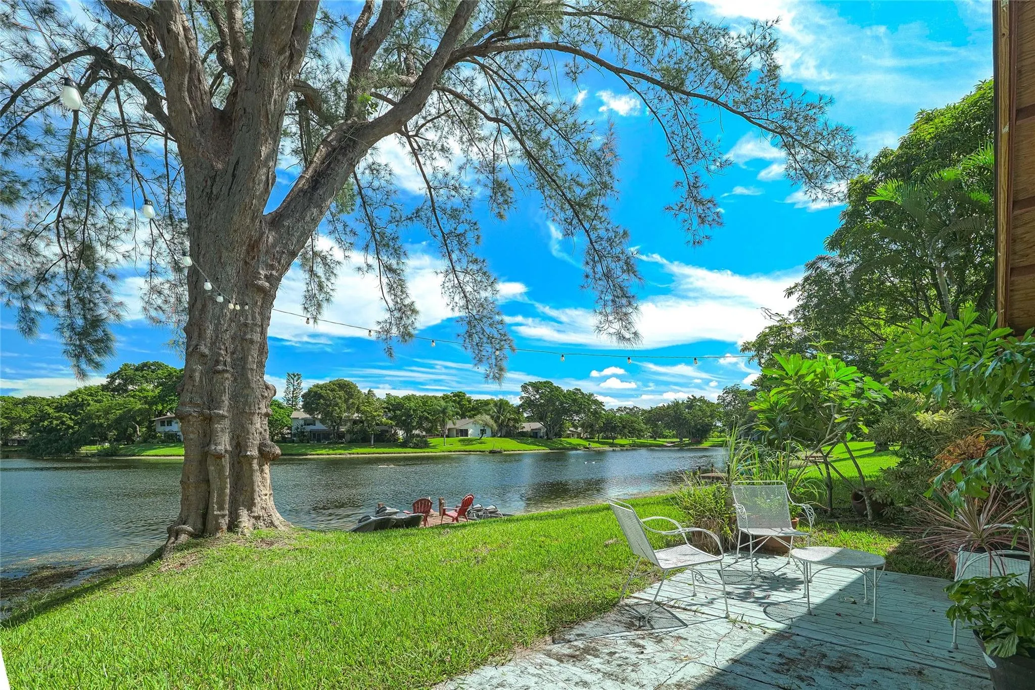 5621 Hammock Ln, #124