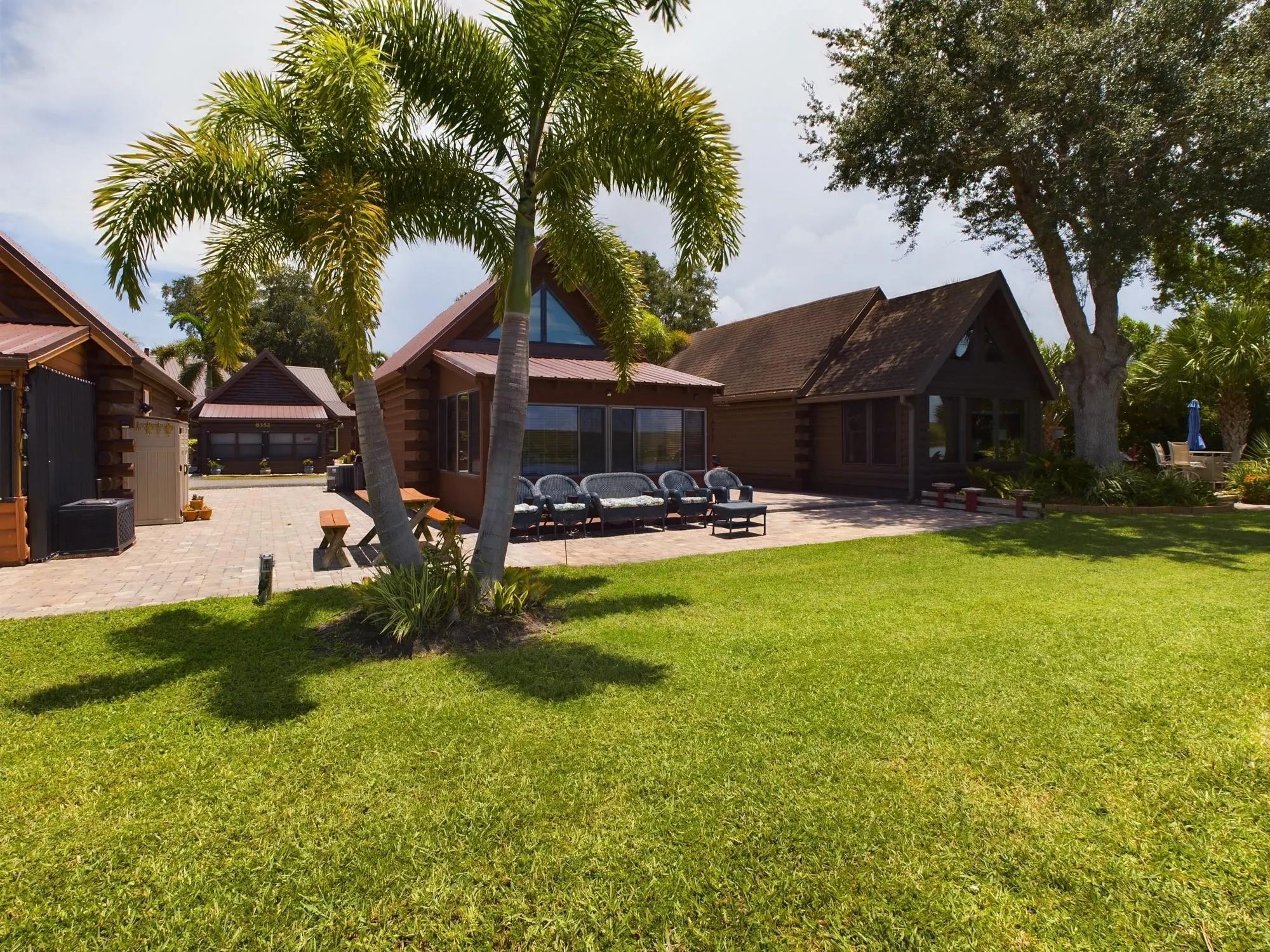 8348 US Highway 441