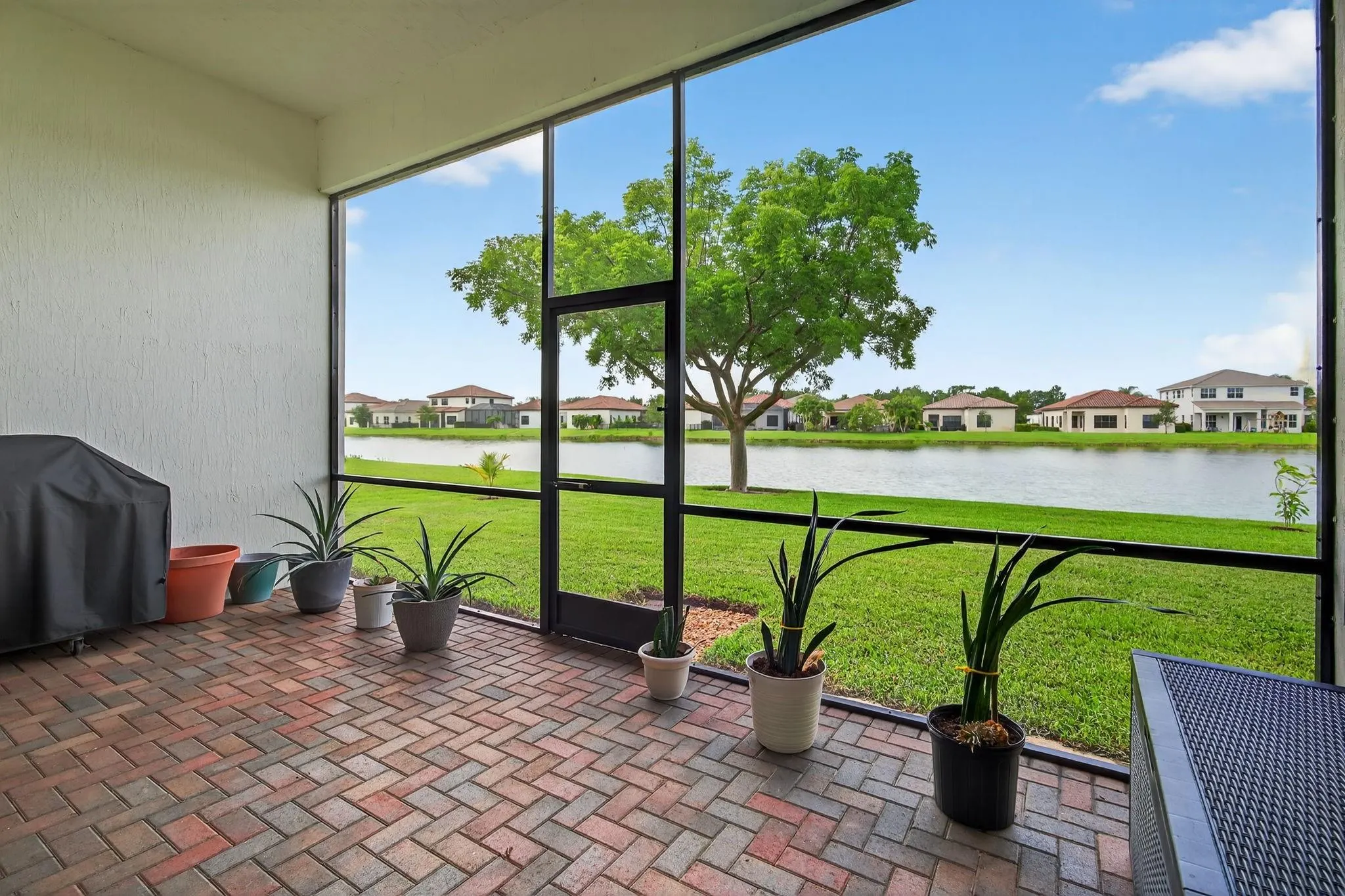 5294 Ferrari Ave