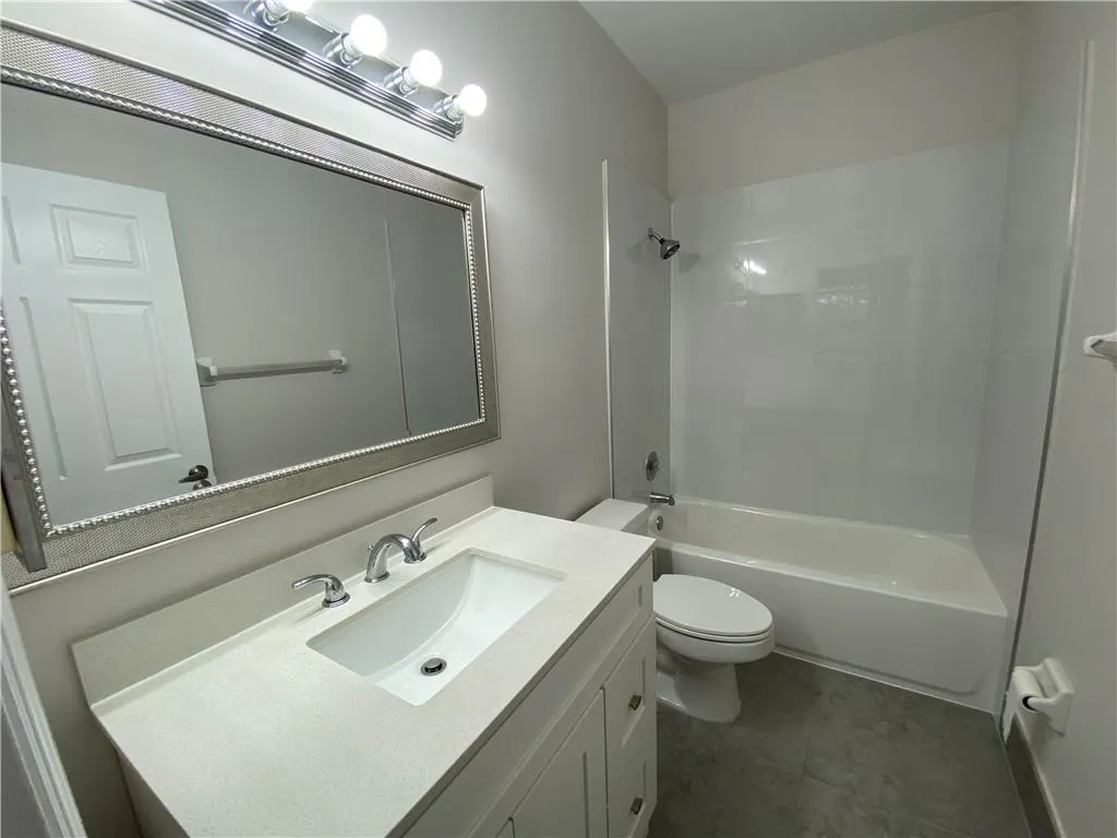 16045 EMERALD COVE RD, #16045