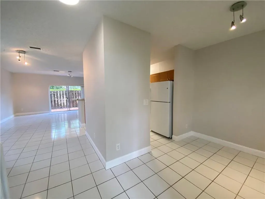 16045 EMERALD COVE RD, #16045