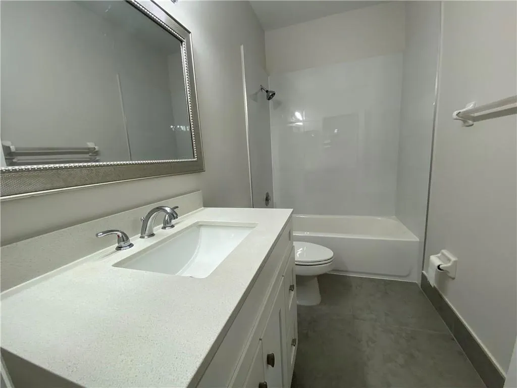 16045 EMERALD COVE RD, #16045
